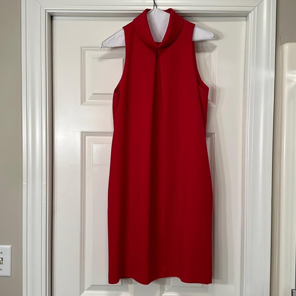 Maggy London red sleeveless dress
